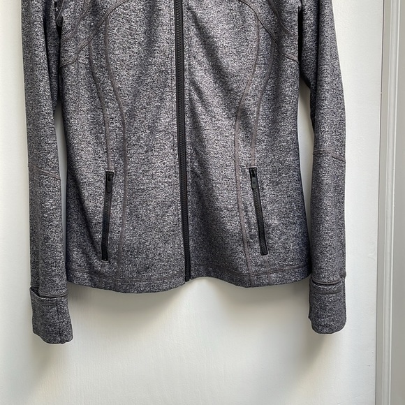 Lululemon Define jacket PERFECT condition!! SUPER Soft! size 10 black/gray - Picture 3 of 6